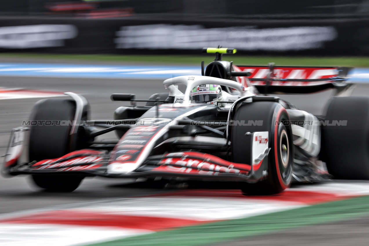 GP MESSICO, Nico Hulkenberg (GER) Haas VF-24.

26.10.2024. Formula 1 World Championship, Rd 20, Mexican Grand Prix, Mexico City, Mexico, Qualifiche Day.

- www.xpbimages.com, EMail: requests@xpbimages.com © Copyright: Bearne / XPB Images