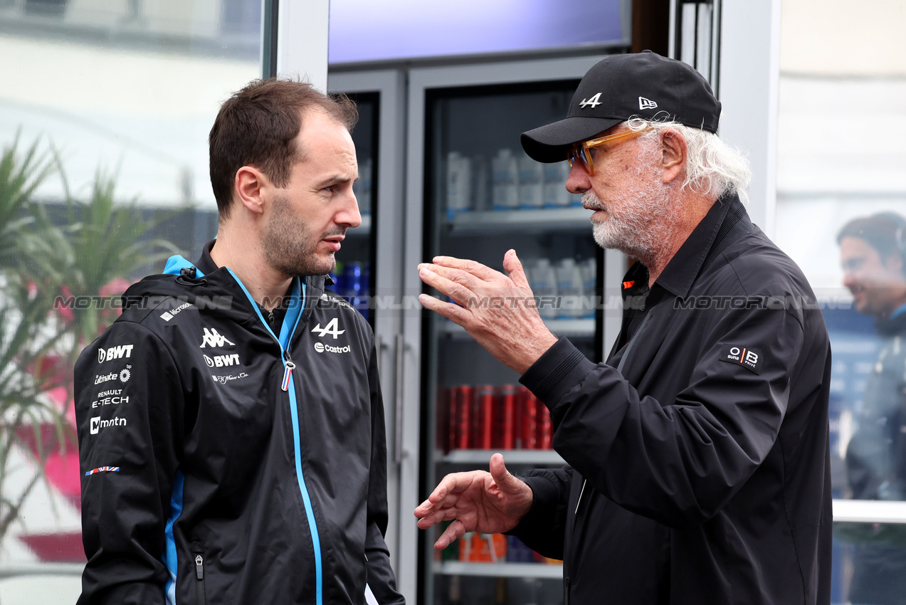 GP MESSICO, (L to R): Oliver Oakes (GBR) Alpine F1 Team Team Principal with Flavio Briatore (ITA) Alpine F1 Team Executive Advisor.

26.10.2024. Formula 1 World Championship, Rd 20, Mexican Grand Prix, Mexico City, Mexico, Qualifiche Day.

- www.xpbimages.com, EMail: requests@xpbimages.com © Copyright: Moy / XPB Images