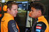 GP MESSICO, (L to R): Andrew Jarvis (GBR) McLaren Performance Engineer with Lando Norris (GBR) McLaren.

26.10.2024. Formula 1 World Championship, Rd 20, Mexican Grand Prix, Mexico City, Mexico, Qualifiche Day.

- www.xpbimages.com, EMail: requests@xpbimages.com © Copyright: Batchelor / XPB Images