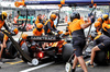 GP MESSICO, Lando Norris (GBR) McLaren MCL38 practices a pit stop.

26.10.2024. Formula 1 World Championship, Rd 20, Mexican Grand Prix, Mexico City, Mexico, Qualifiche Day.

- www.xpbimages.com, EMail: requests@xpbimages.com © Copyright: Batchelor / XPB Images