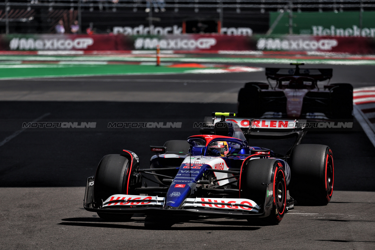 GP MESSICO, Yuki Tsunoda (JPN) RB VCARB 01.

25.10.2024. Formula 1 World Championship, Rd 20, Mexican Grand Prix, Mexico City, Mexico, Practice Day.

- www.xpbimages.com, EMail: requests@xpbimages.com © Copyright: Moy / XPB Images