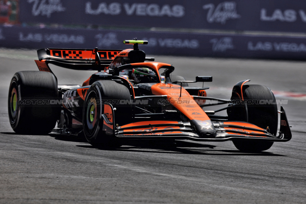 GP MESSICO, Pato O'Ward (MEX) McLaren MCL38 Reserve Driver.

25.10.2024. Formula 1 World Championship, Rd 20, Mexican Grand Prix, Mexico City, Mexico, Practice Day.

- www.xpbimages.com, EMail: requests@xpbimages.com © Copyright: Charniaux / XPB Images