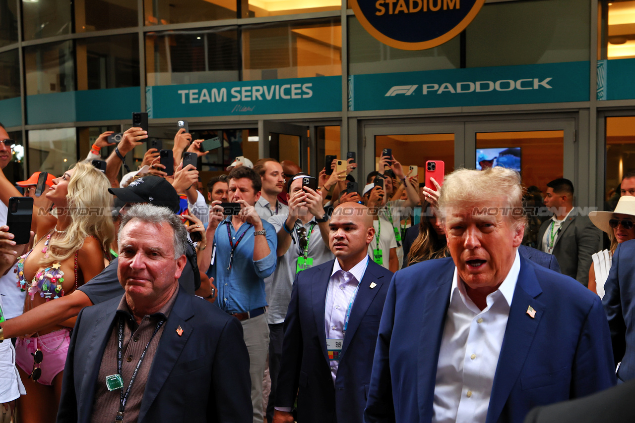 GP MIAMI, Donald Trump (USA) Politician e Businesman.

05.05.2024. Formula 1 World Championship, Rd 6, Miami Grand Prix, Miami, Florida, USA, Gara Day.

 - www.xpbimages.com, EMail: requests@xpbimages.com © Copyright: Coates / XPB Images