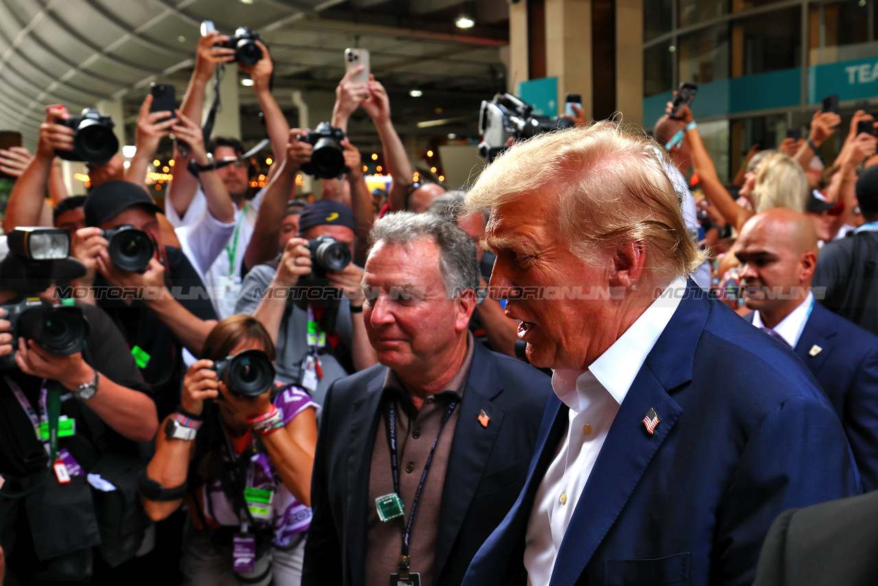 GP MIAMI, Donald Trump (USA) Politician e Businesman.

05.05.2024. Formula 1 World Championship, Rd 6, Miami Grand Prix, Miami, Florida, USA, Gara Day.

 - www.xpbimages.com, EMail: requests@xpbimages.com © Copyright: Coates / XPB Images