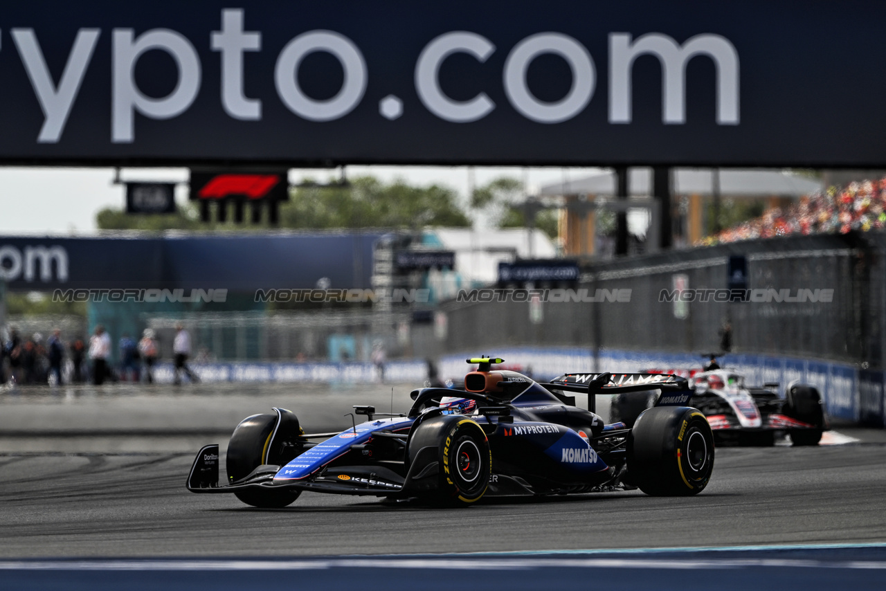 GP MIAMI, Logan Sargeant (USA) Williams Racing FW46.

05.05.2024. Formula 1 World Championship, Rd 6, Miami Grand Prix, Miami, Florida, USA, Gara Day.

- www.xpbimages.com, EMail: requests@xpbimages.com © Copyright: Price / XPB Images