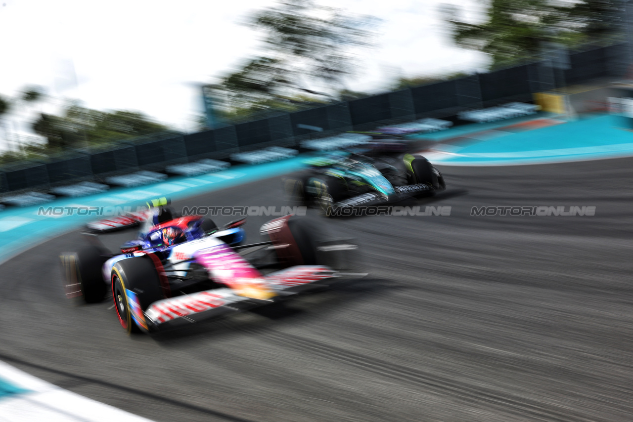 GP MIAMI, Yuki Tsunoda (JPN) RB VCARB 01.

05.05.2024. Formula 1 World Championship, Rd 6, Miami Grand Prix, Miami, Florida, USA, Gara Day.

- www.xpbimages.com, EMail: requests@xpbimages.com © Copyright: Bearne / XPB Images