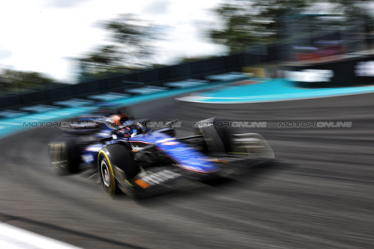 GP MIAMI, Alexander Albon (THA) Williams Racing FW46.

05.05.2024. Formula 1 World Championship, Rd 6, Miami Grand Prix, Miami, Florida, USA, Gara Day.

- www.xpbimages.com, EMail: requests@xpbimages.com © Copyright: Bearne / XPB Images