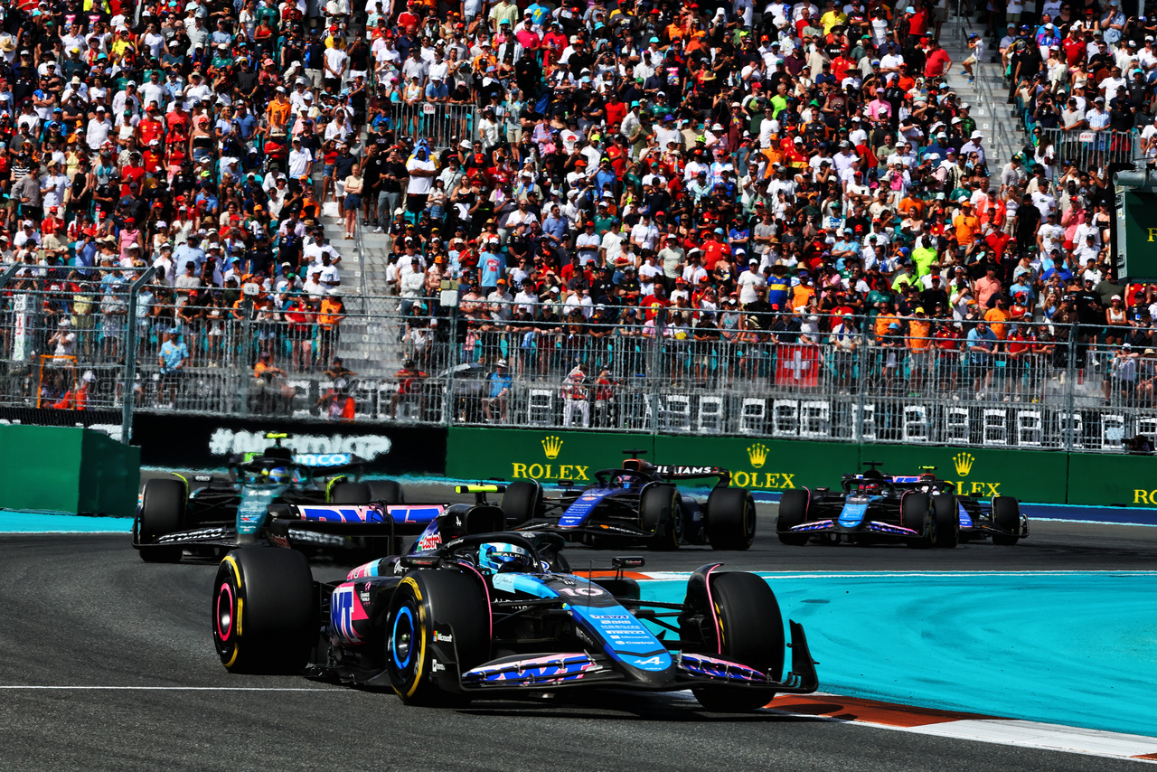 GP MIAMI, Pierre Gasly (FRA) Alpine F1 Team A524.

05.05.2024. Formula 1 World Championship, Rd 6, Miami Grand Prix, Miami, Florida, USA, Gara Day.

- www.xpbimages.com, EMail: requests@xpbimages.com © Copyright: Charniaux / XPB Images