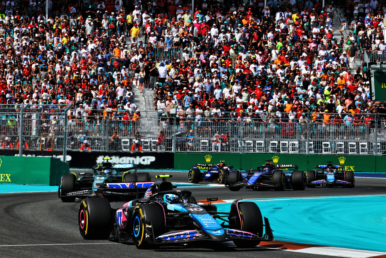 GP MIAMI, Pierre Gasly (FRA) Alpine F1 Team A524.

05.05.2024. Formula 1 World Championship, Rd 6, Miami Grand Prix, Miami, Florida, USA, Gara Day.

- www.xpbimages.com, EMail: requests@xpbimages.com © Copyright: Charniaux / XPB Images