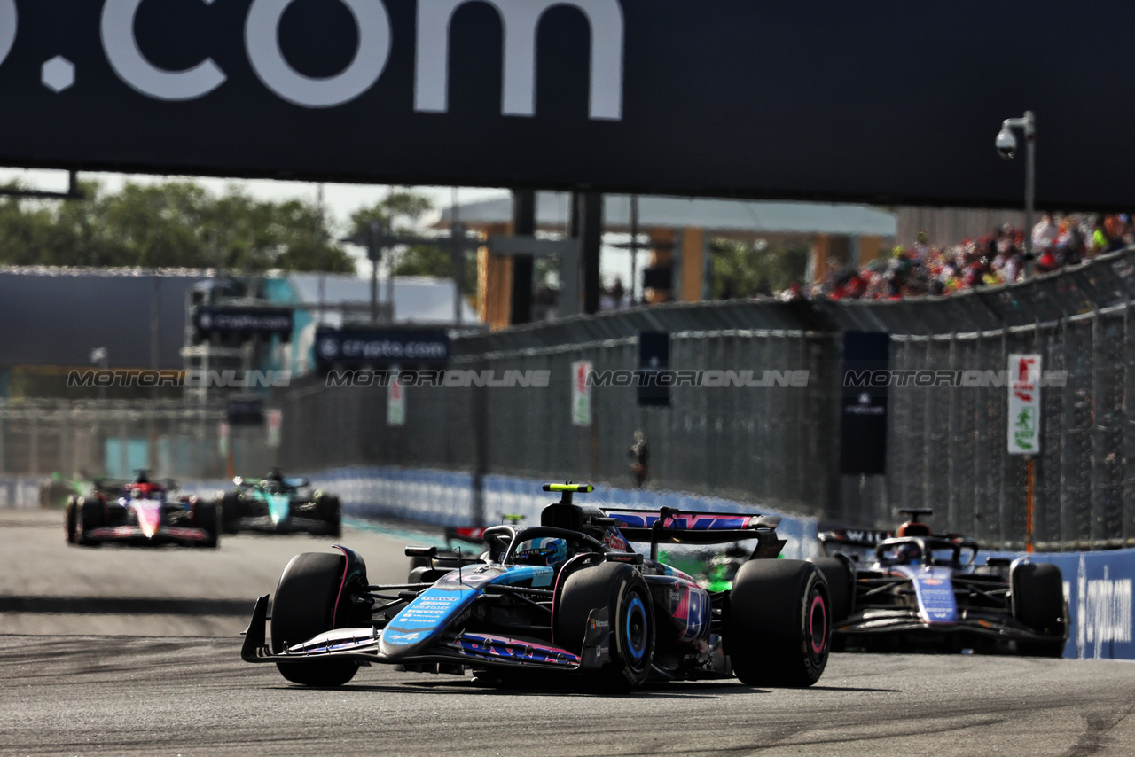 GP MIAMI, Pierre Gasly (FRA) Alpine F1 Team A524.

05.05.2024. Formula 1 World Championship, Rd 6, Miami Grand Prix, Miami, Florida, USA, Gara Day.

 - www.xpbimages.com, EMail: requests@xpbimages.com © Copyright: Staley / XPB Images