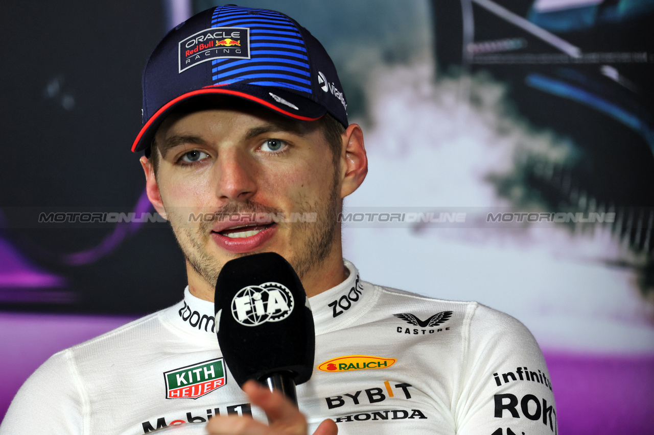 GP MIAMI, Max Verstappen (NLD) Red Bull Racing in the post race FIA Press Conference.

05.05.2024. Formula 1 World Championship, Rd 6, Miami Grand Prix, Miami, Florida, USA, Gara Day.

- www.xpbimages.com, EMail: requests@xpbimages.com © Copyright: Bearne / XPB Images