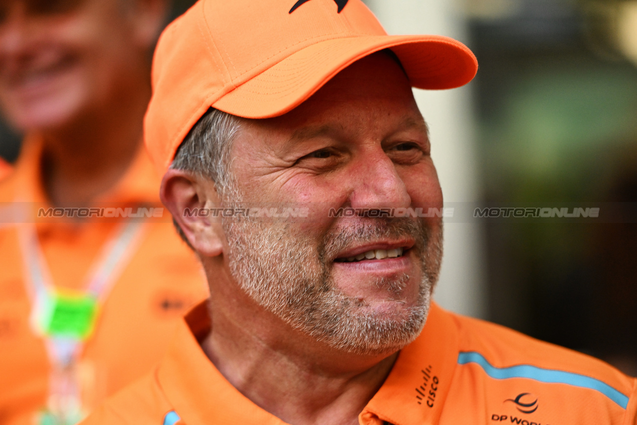 GP MIAMI, Zak Brown (USA) McLaren Executive Director.

05.05.2024. Formula 1 World Championship, Rd 6, Miami Grand Prix, Miami, Florida, USA, Gara Day.

- www.xpbimages.com, EMail: requests@xpbimages.com © Copyright: Bearne / XPB Images