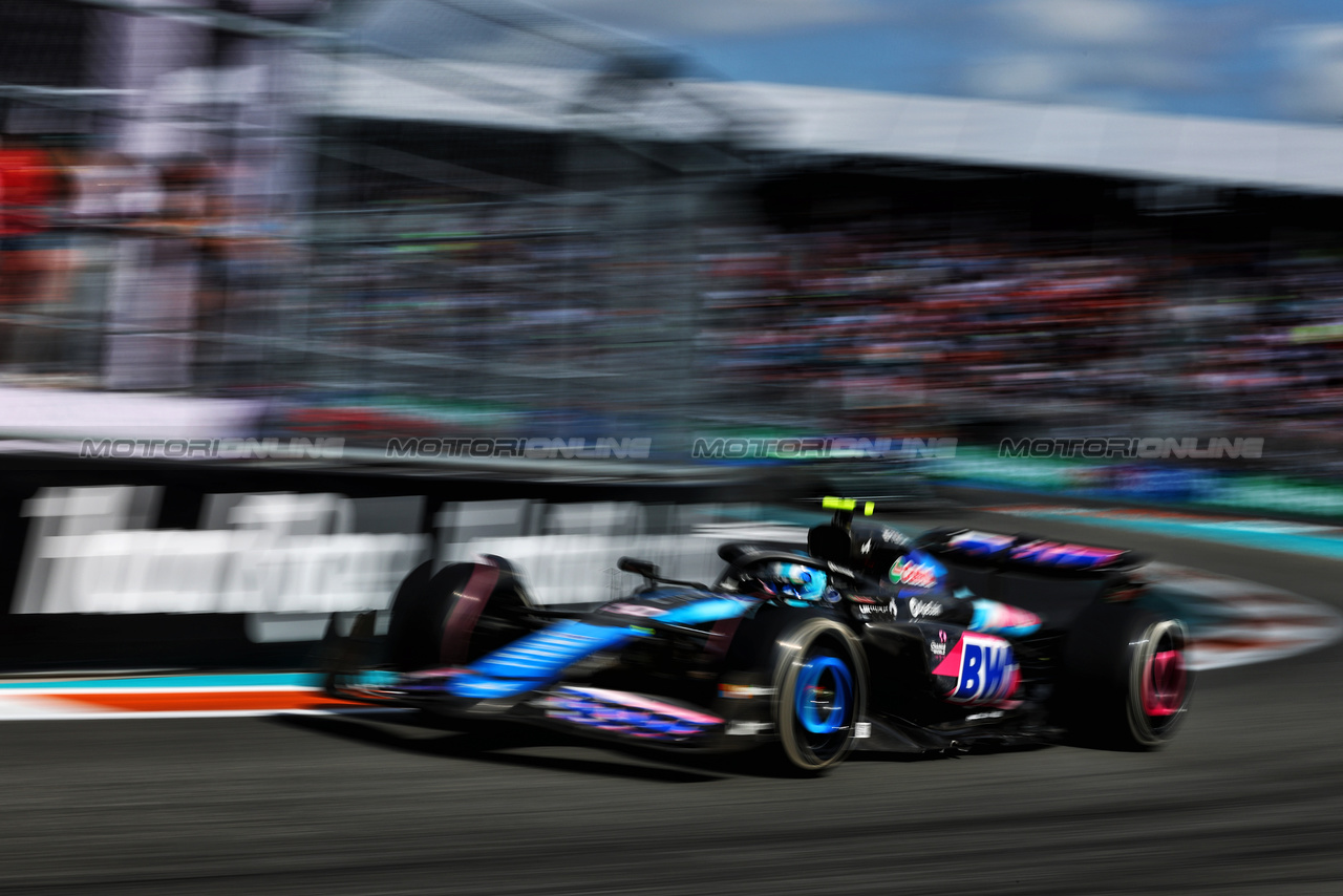 GP MIAMI, Pierre Gasly (FRA) Alpine F1 Team A524.

05.05.2024. Formula 1 World Championship, Rd 6, Miami Grand Prix, Miami, Florida, USA, Gara Day.

 - www.xpbimages.com, EMail: requests@xpbimages.com © Copyright: Coates / XPB Images