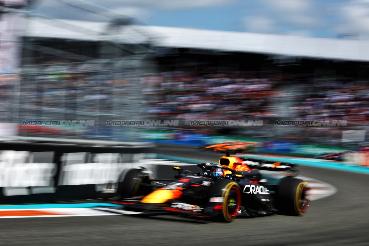 GP MIAMI, Max Verstappen (NLD) Red Bull Racing RB20.

05.05.2024. Formula 1 World Championship, Rd 6, Miami Grand Prix, Miami, Florida, USA, Gara Day.

 - www.xpbimages.com, EMail: requests@xpbimages.com © Copyright: Coates / XPB Images