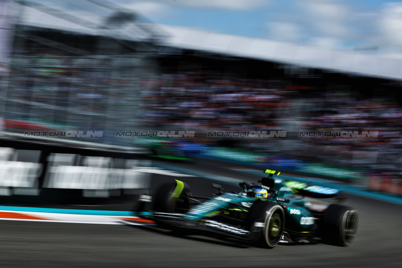 GP MIAMI, Fernando Alonso (ESP) Aston Martin F1 Team AMR24.

05.05.2024. Formula 1 World Championship, Rd 6, Miami Grand Prix, Miami, Florida, USA, Gara Day.

 - www.xpbimages.com, EMail: requests@xpbimages.com © Copyright: Coates / XPB Images