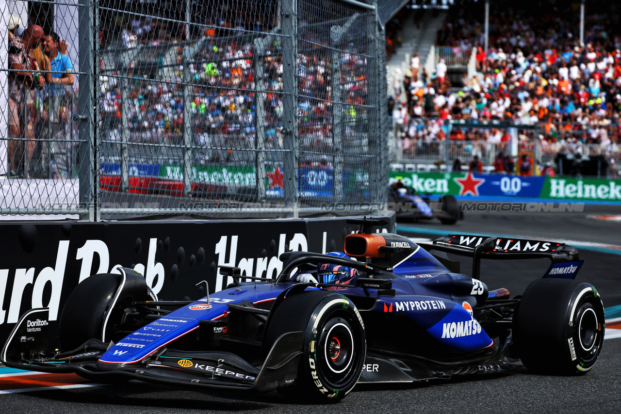 GP MIAMI, Alexander Albon (THA) Williams Racing FW46.

05.05.2024. Formula 1 World Championship, Rd 6, Miami Grand Prix, Miami, Florida, USA, Gara Day.

 - www.xpbimages.com, EMail: requests@xpbimages.com © Copyright: Coates / XPB Images