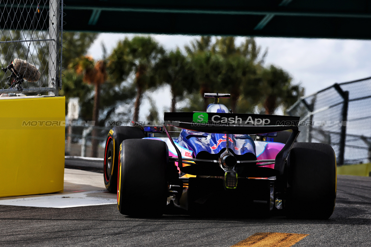 GP MIAMI, Daniel Ricciardo (AUS) RB VCARB 01.

05.05.2024. Formula 1 World Championship, Rd 6, Miami Grand Prix, Miami, Florida, USA, Gara Day.

 - www.xpbimages.com, EMail: requests@xpbimages.com © Copyright: Coates / XPB Images