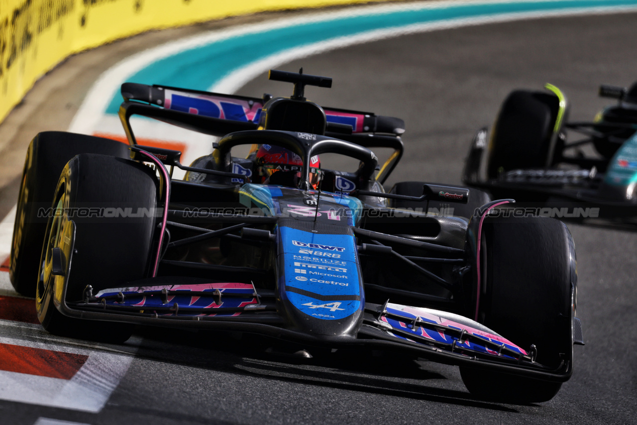 GP MIAMI, Esteban Ocon (FRA) Alpine F1 Team A524.

05.05.2024. Formula 1 World Championship, Rd 6, Miami Grand Prix, Miami, Florida, USA, Gara Day.

 - www.xpbimages.com, EMail: requests@xpbimages.com © Copyright: Coates / XPB Images