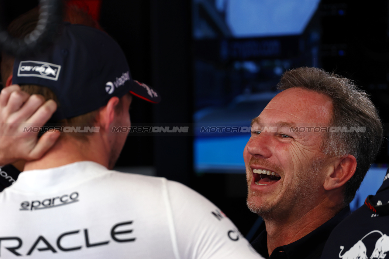 GP MIAMI, Christian Horner (GBR) Red Bull Racing Team Principal.

05.05.2024. Formula 1 World Championship, Rd 6, Miami Grand Prix, Miami, Florida, USA, Gara Day.

 - www.xpbimages.com, EMail: requests@xpbimages.com © Copyright: Coates / XPB Images