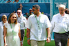 GP MIAMI, (L to R): Claire Williams (GBR) with her husband Marc Harris (GBR) e Matthew Savage, Dorilton Capital Chairman - Williams Racing Director.
05.05.2024. Formula 1 World Championship, Rd 6, Miami Grand Prix, Miami, Florida, USA, Gara Day.
 - www.xpbimages.com, EMail: requests@xpbimages.com © Copyright: Coates / XPB Images