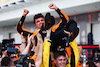 GP MIAMI, Gara winner Lando Norris (GBR) McLaren celebrates in parc ferme with the team.
05.05.2024. Formula 1 World Championship, Rd 6, Miami Grand Prix, Miami, Florida, USA, Gara Day.
- www.xpbimages.com, EMail: requests@xpbimages.com © Copyright: Charniaux / XPB Images