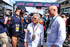 GP MIAMI, (L to R): Adrian Newey (GBR) Red Bull Racing Chief Technical Officer with Mario Andretti (USA) on the grid.
05.05.2024. Formula 1 World Championship, Rd 6, Miami Grand Prix, Miami, Florida, USA, Gara Day.
 - www.xpbimages.com, EMail: requests@xpbimages.com © Copyright: Staley / XPB Images