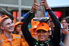 GP MIAMI, Gara winner Lando Norris (GBR) McLaren celebrates with the team.
05.05.2024. Formula 1 World Championship, Rd 6, Miami Grand Prix, Miami, Florida, USA, Gara Day.
 - www.xpbimages.com, EMail: requests@xpbimages.com © Copyright: Staley / XPB Images