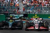 GP MIAMI, (L to R): Lewis Hamilton (GBR) Mercedes AMG F1 W15 e Nico Hulkenberg (GER) Haas VF-24 battle for position.
05.05.2024. Formula 1 World Championship, Rd 6, Miami Grand Prix, Miami, Florida, USA, Gara Day.
- www.xpbimages.com, EMail: requests@xpbimages.com © Copyright: Charniaux / XPB Images