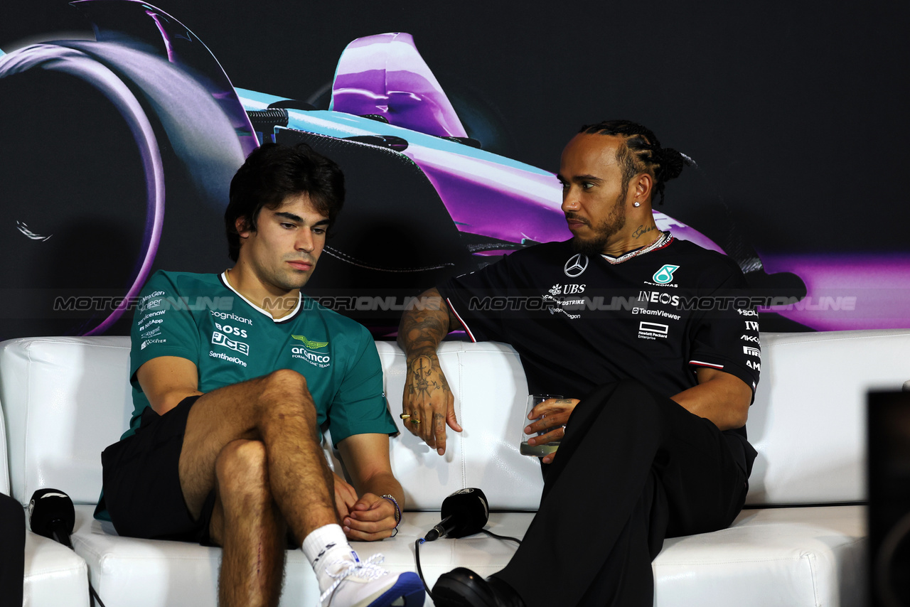 GP MIAMI, (L to R): Lance Stroll (CDN) Aston Martin F1 Team e Lewis Hamilton (GBR) Mercedes AMG F1 in the FIA Press Conference.

02.05.2024. Formula 1 World Championship, Rd 6, Miami Grand Prix, Miami, Florida, USA, Preparation Day.

- www.xpbimages.com, EMail: requests@xpbimages.com © Copyright: Bearne / XPB Images