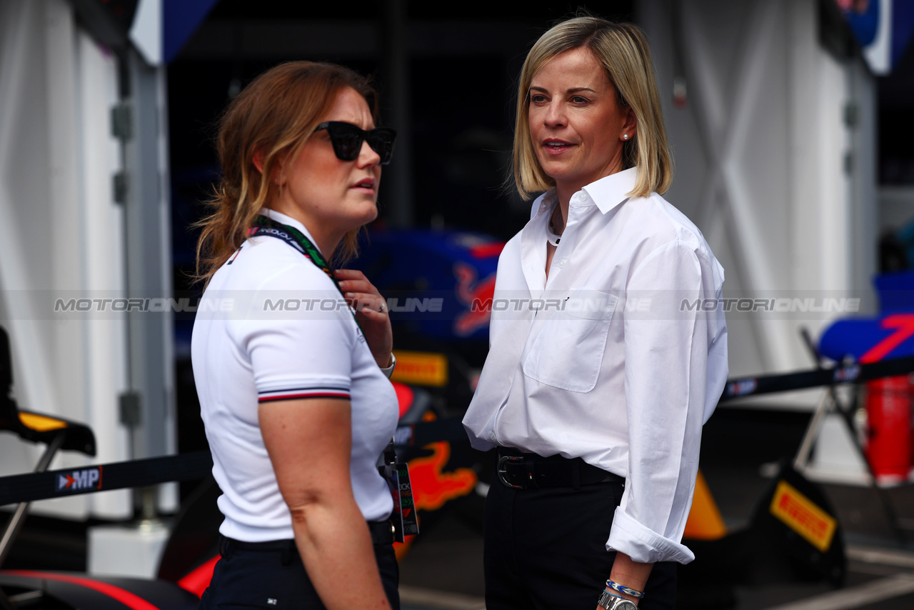 GP MIAMI, (L to R): Chloe Zebedee (GBR) F1 Academy Brand Marketing Manager with Susie Wolff (GBR) F1 Academy Managing Director.

02.05.2024. Formula 1 World Championship, Rd 6, Miami Grand Prix, Miami, Florida, USA, Preparation Day.

 - www.xpbimages.com, EMail: requests@xpbimages.com © Copyright: Staley / XPB Images