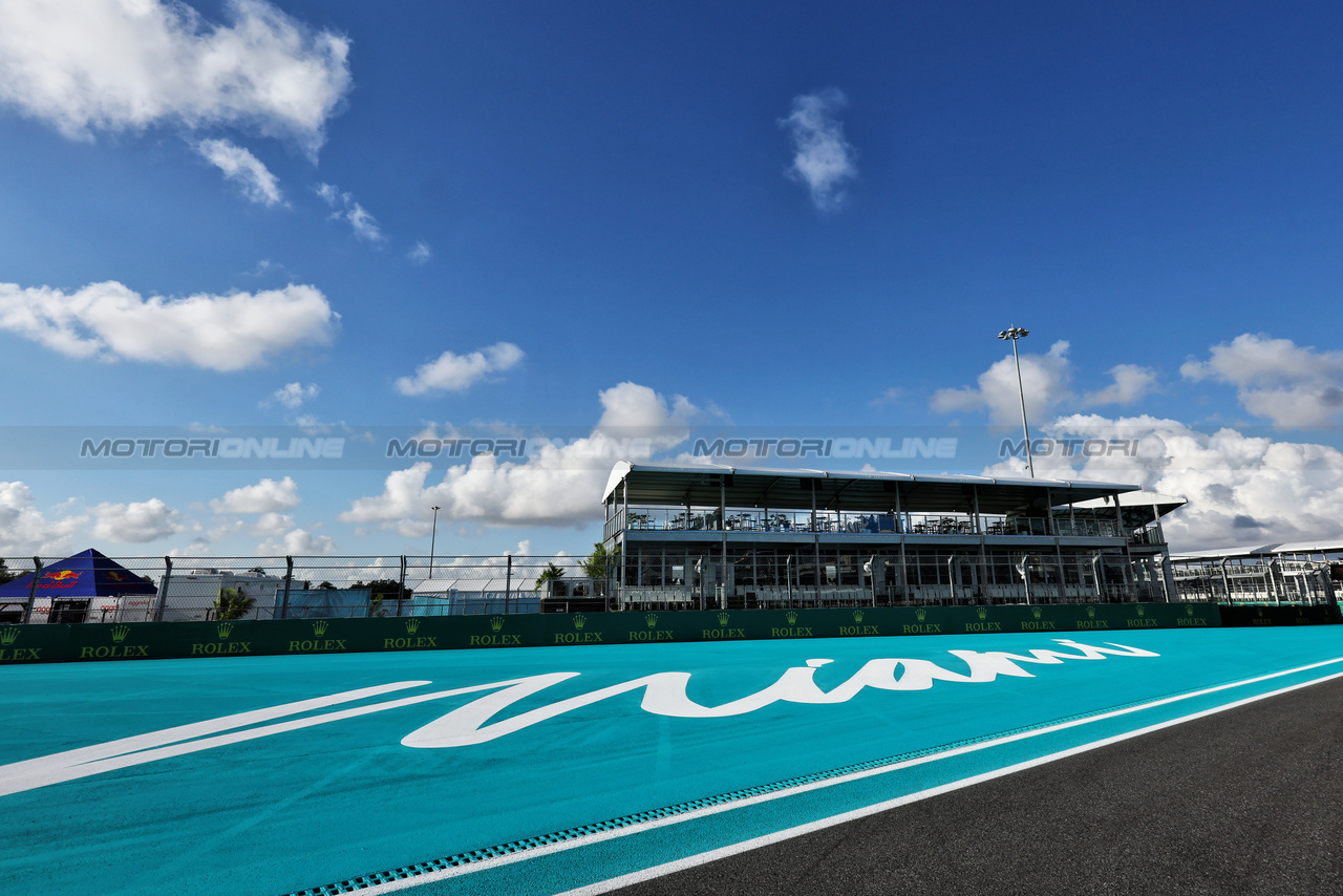 GP MIAMI, Circuit Atmosfera - track detail.

02.05.2024. Formula 1 World Championship, Rd 6, Miami Grand Prix, Miami, Florida, USA, Preparation Day.

- www.xpbimages.com, EMail: requests@xpbimages.com © Copyright: Moy / XPB Images