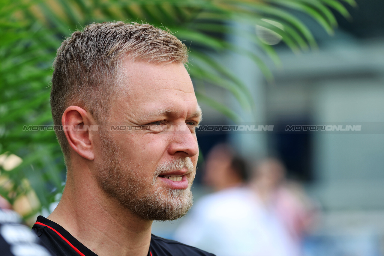 GP MIAMI, Kevin Magnussen (DEN) Haas F1 Team.

02.05.2024. Formula 1 World Championship, Rd 6, Miami Grand Prix, Miami, Florida, USA, Preparation Day.

- www.xpbimages.com, EMail: requests@xpbimages.com © Copyright: Bearne / XPB Images