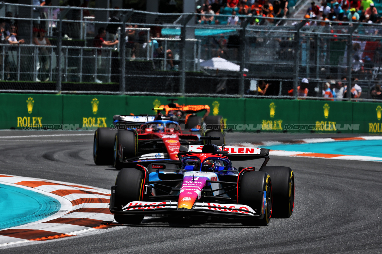 GP MIAMI, Daniel Ricciardo (AUS) RB VCARB 01.

04.05.2024. Formula 1 World Championship, Rd 6, Miami Grand Prix, Miami, Florida, USA, Sprint e Qualifiche Day.

- www.xpbimages.com, EMail: requests@xpbimages.com © Copyright: Moy / XPB Images