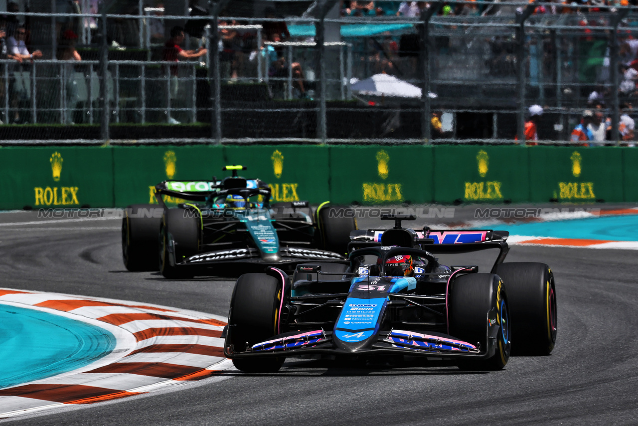 GP MIAMI, Esteban Ocon (FRA) Alpine F1 Team A524.

04.05.2024. Formula 1 World Championship, Rd 6, Miami Grand Prix, Miami, Florida, USA, Sprint e Qualifiche Day.

- www.xpbimages.com, EMail: requests@xpbimages.com © Copyright: Moy / XPB Images