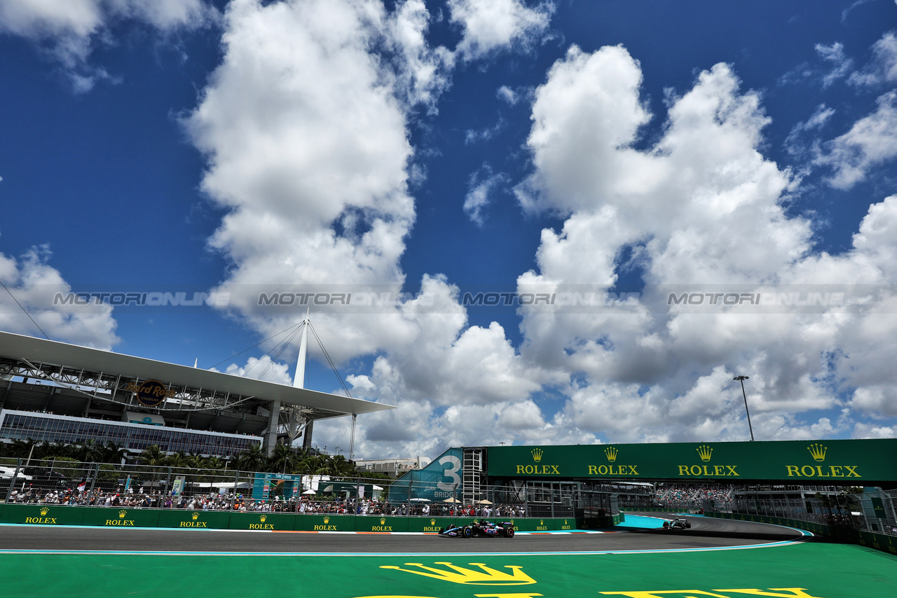 GP MIAMI, Esteban Ocon (FRA) Alpine F1 Team A524.

04.05.2024. Formula 1 World Championship, Rd 6, Miami Grand Prix, Miami, Florida, USA, Sprint e Qualifiche Day.

- www.xpbimages.com, EMail: requests@xpbimages.com © Copyright: Moy / XPB Images