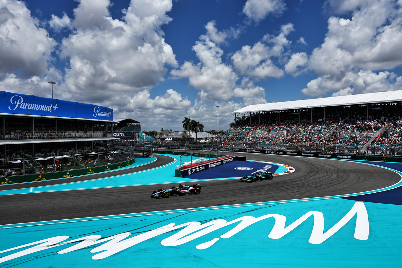 GP MIAMI, Esteban Ocon (FRA) Alpine F1 Team A524.

04.05.2024. Formula 1 World Championship, Rd 6, Miami Grand Prix, Miami, Florida, USA, Sprint e Qualifiche Day.

- www.xpbimages.com, EMail: requests@xpbimages.com © Copyright: Moy / XPB Images