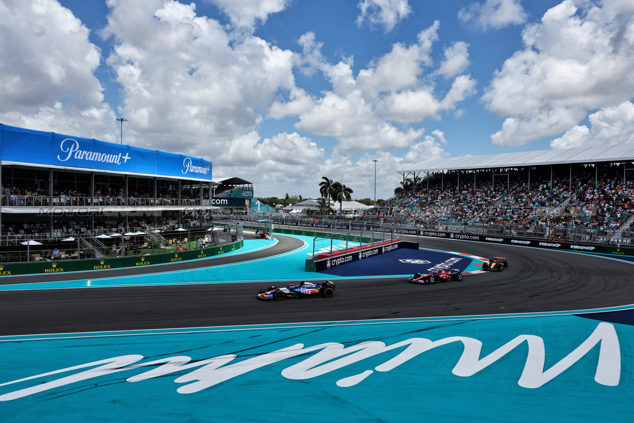 GP MIAMI, Daniel Ricciardo (AUS) RB VCARB 01.

04.05.2024. Formula 1 World Championship, Rd 6, Miami Grand Prix, Miami, Florida, USA, Sprint e Qualifiche Day.

- www.xpbimages.com, EMail: requests@xpbimages.com © Copyright: Moy / XPB Images