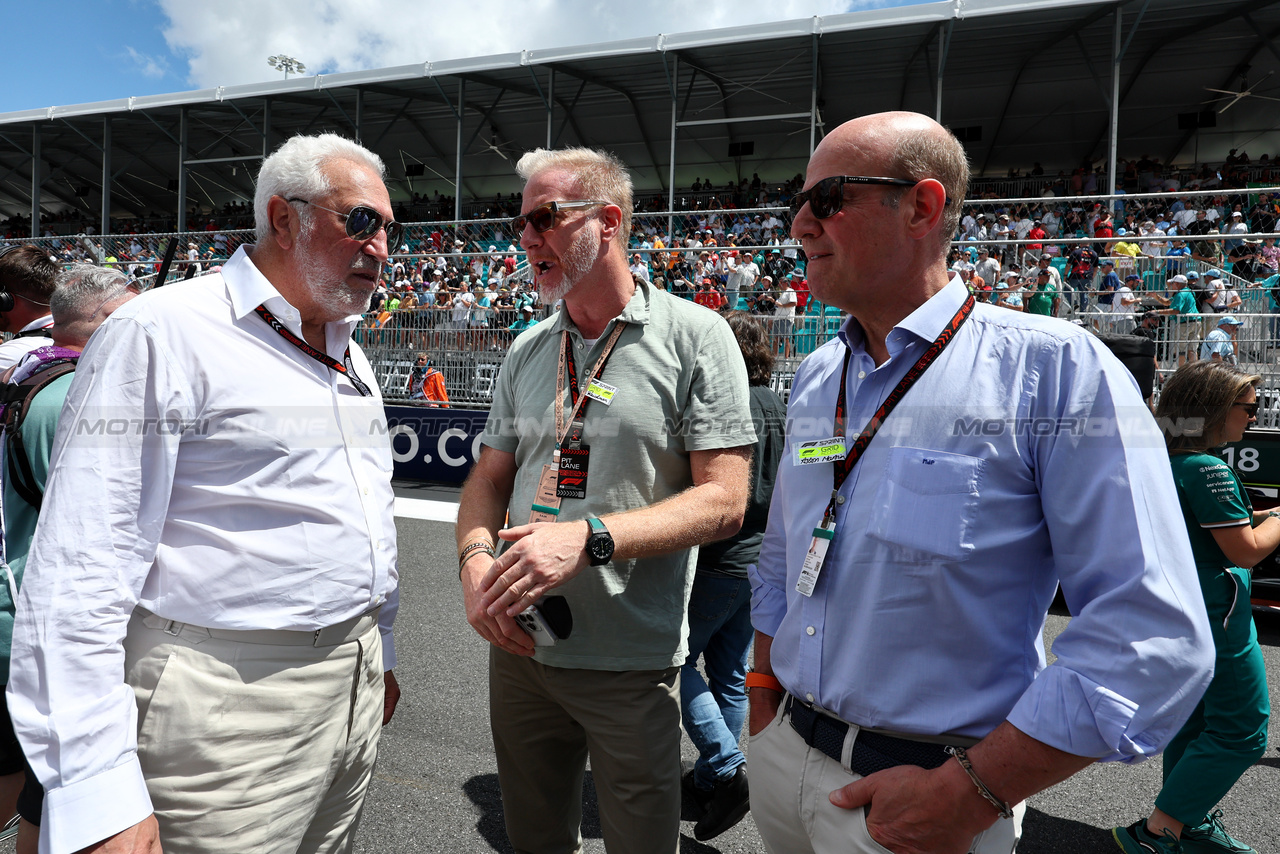 GP MIAMI, (L to R): Lawrence Stroll (CDN) Aston Martin F1 Team Investor with Marek Reichmann (GBR) Aston Martin Chief Creative Officer on the grid.

04.05.2024. Formula 1 World Championship, Rd 6, Miami Grand Prix, Miami, Florida, USA, Sprint e Qualifiche Day.

- www.xpbimages.com, EMail: requests@xpbimages.com © Copyright: Moy / XPB Images