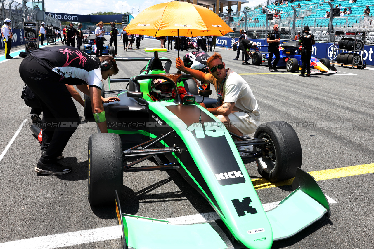 GP MIAMI, Carrie Schreiner (GER) Campos Racing on the grid.

04.05.2024. FIA Formula Academy, Rd 2, Gara 1, Miami, Florida, USA, Saturday.

- www.xpbimages.com, EMail: requests@xpbimages.com Copyright: XPB Images