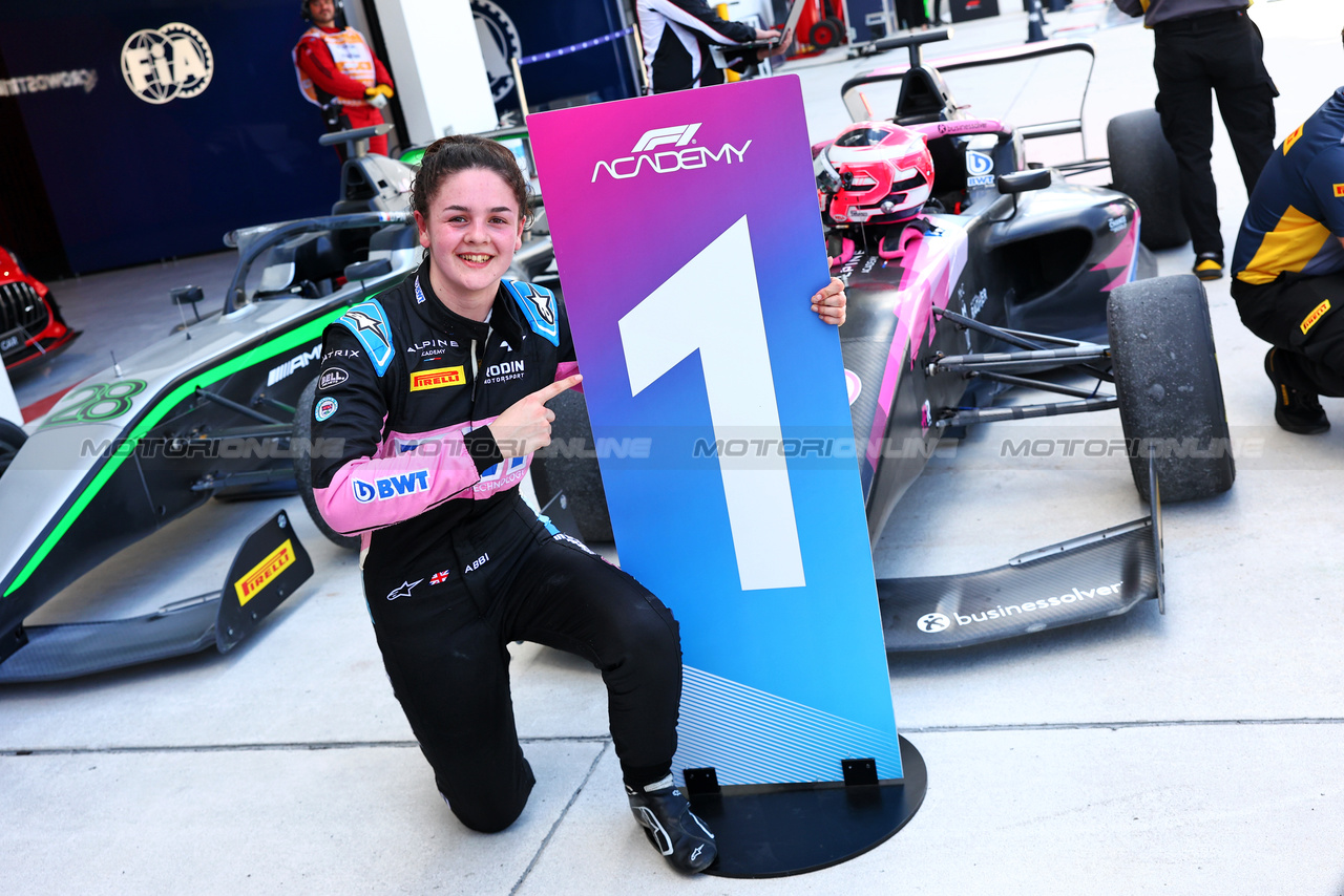 GP MIAMI, Gara winner Abbi Pulling (GBR) Rodin Motorsport celebrates in parc ferme.

04.05.2024. FIA Formula Academy, Rd 2, Gara 1, Miami, Florida, USA, Saturday.

- www.xpbimages.com, EMail: requests@xpbimages.com Copyright: XPB Images