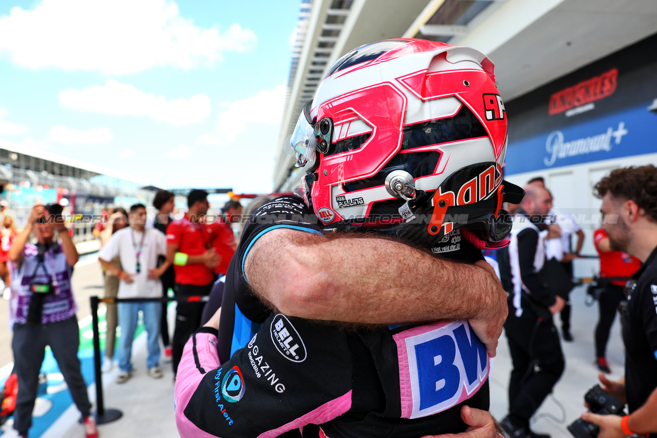 GP MIAMI, Gara winner Abbi Pulling (GBR) Rodin Motorsport celebrates in parc ferme.

04.05.2024. FIA Formula Academy, Rd 2, Gara 1, Miami, Florida, USA, Saturday.

- www.xpbimages.com, EMail: requests@xpbimages.com Copyright: XPB Images