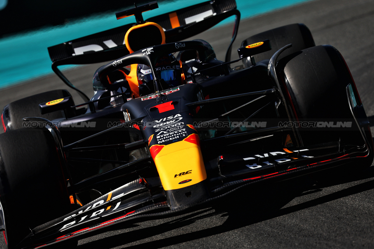 GP MIAMI, Max Verstappen (NLD) Red Bull Racing RB20.

04.05.2024. Formula 1 World Championship, Rd 6, Miami Grand Prix, Miami, Florida, USA, Sprint e Qualifiche Day.

 - www.xpbimages.com, EMail: requests@xpbimages.com © Copyright: Staley / XPB Images