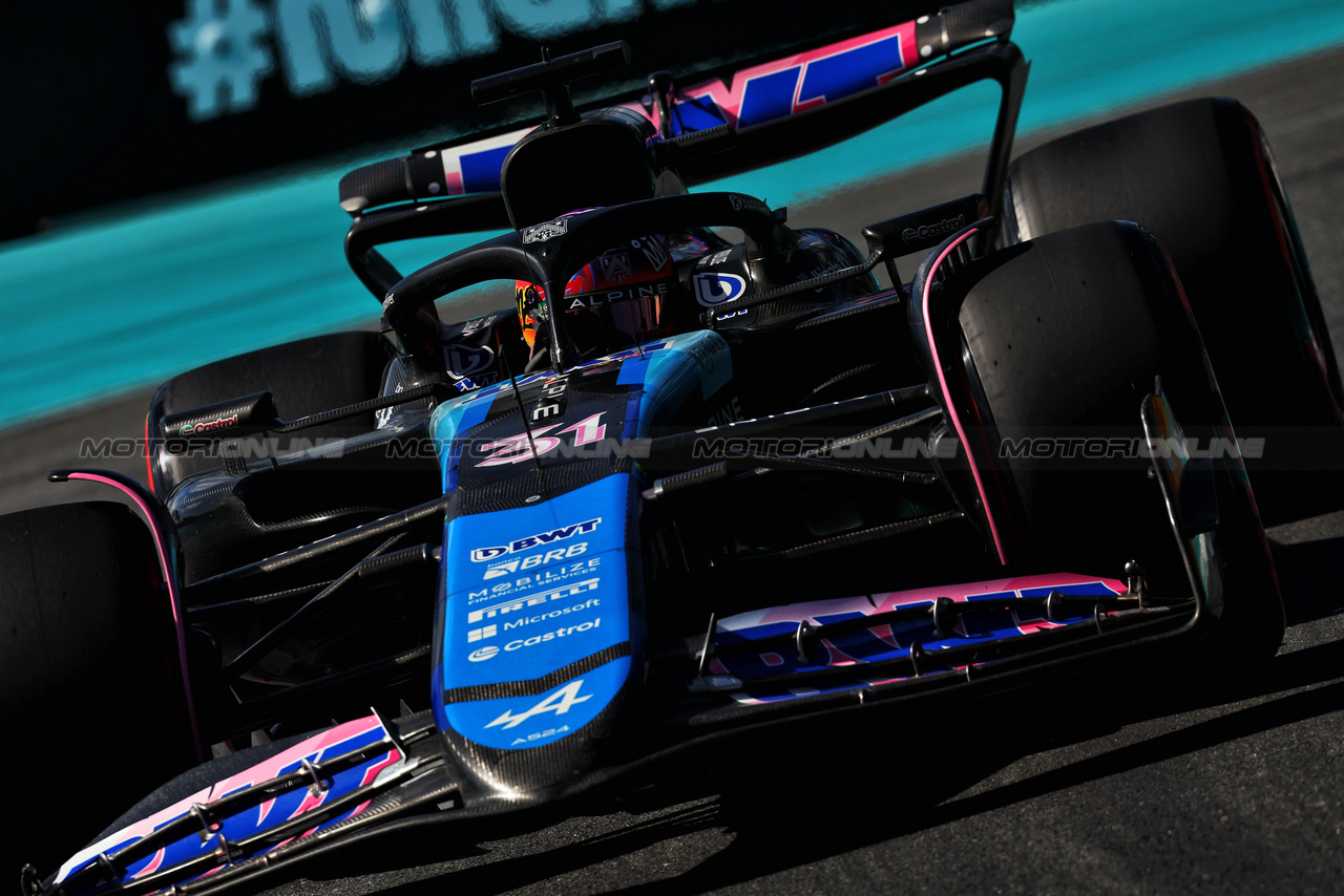 GP MIAMI, Esteban Ocon (FRA) Alpine F1 Team A524.

04.05.2024. Formula 1 World Championship, Rd 6, Miami Grand Prix, Miami, Florida, USA, Sprint e Qualifiche Day.

 - www.xpbimages.com, EMail: requests@xpbimages.com © Copyright: Staley / XPB Images