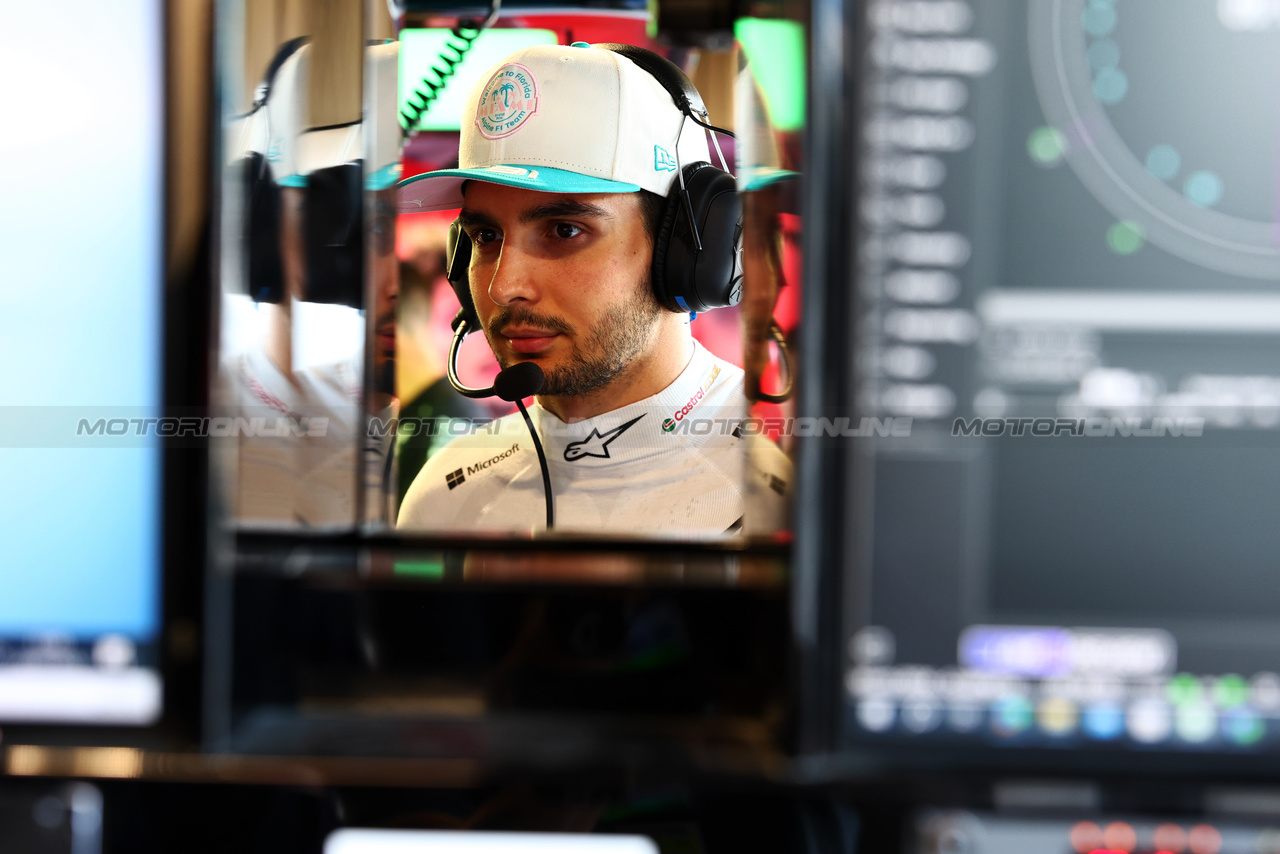 GP MIAMI, Esteban Ocon (FRA) Alpine F1 Team.

04.05.2024. Formula 1 World Championship, Rd 6, Miami Grand Prix, Miami, Florida, USA, Sprint e Qualifiche Day.

- www.xpbimages.com, EMail: requests@xpbimages.com © Copyright: Charniaux / XPB Images