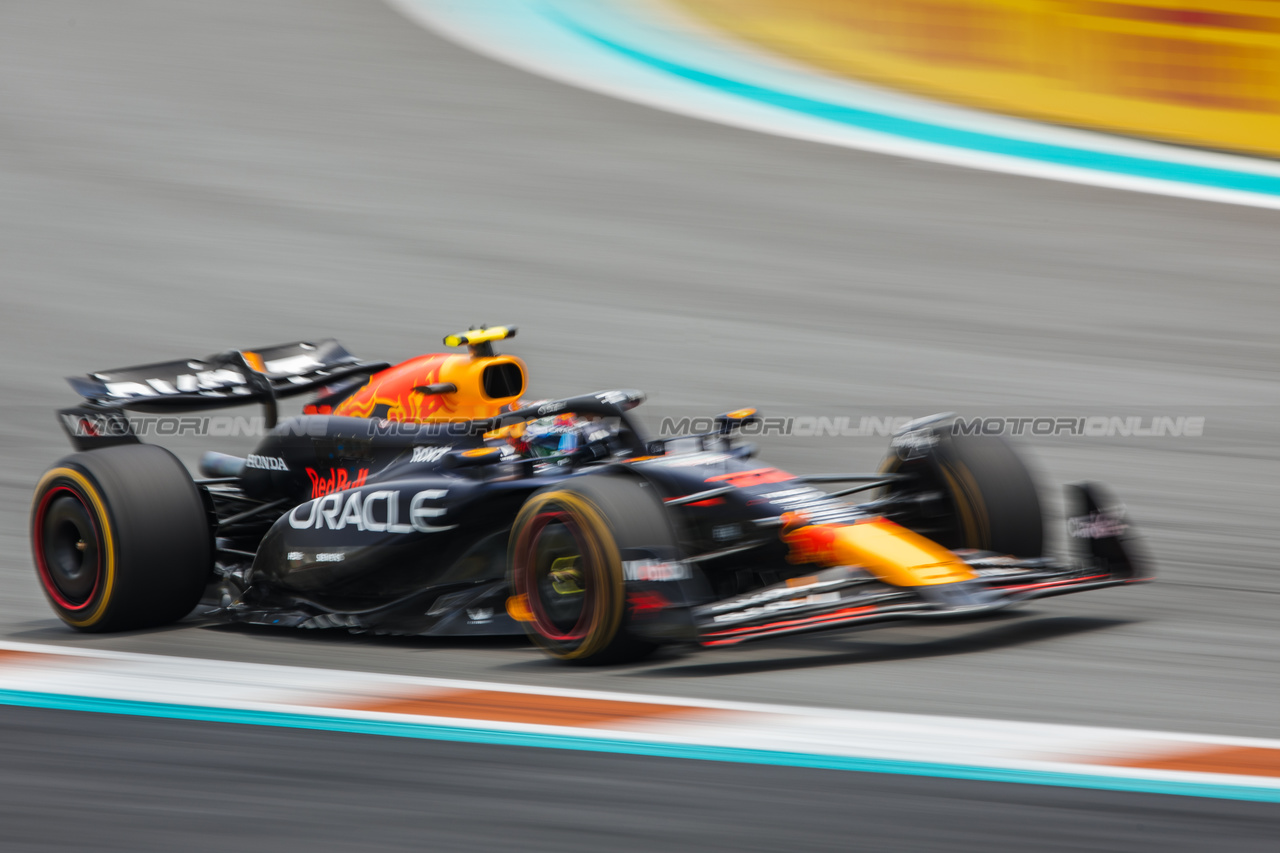 GP MIAMI, Sergio Perez (MEX) Red Bull Racing RB20.

04.05.2024. Formula 1 World Championship, Rd 6, Miami Grand Prix, Miami, Florida, USA, Sprint e Qualifiche Day.

- www.xpbimages.com, EMail: requests@xpbimages.com © Copyright: Bearne / XPB Images