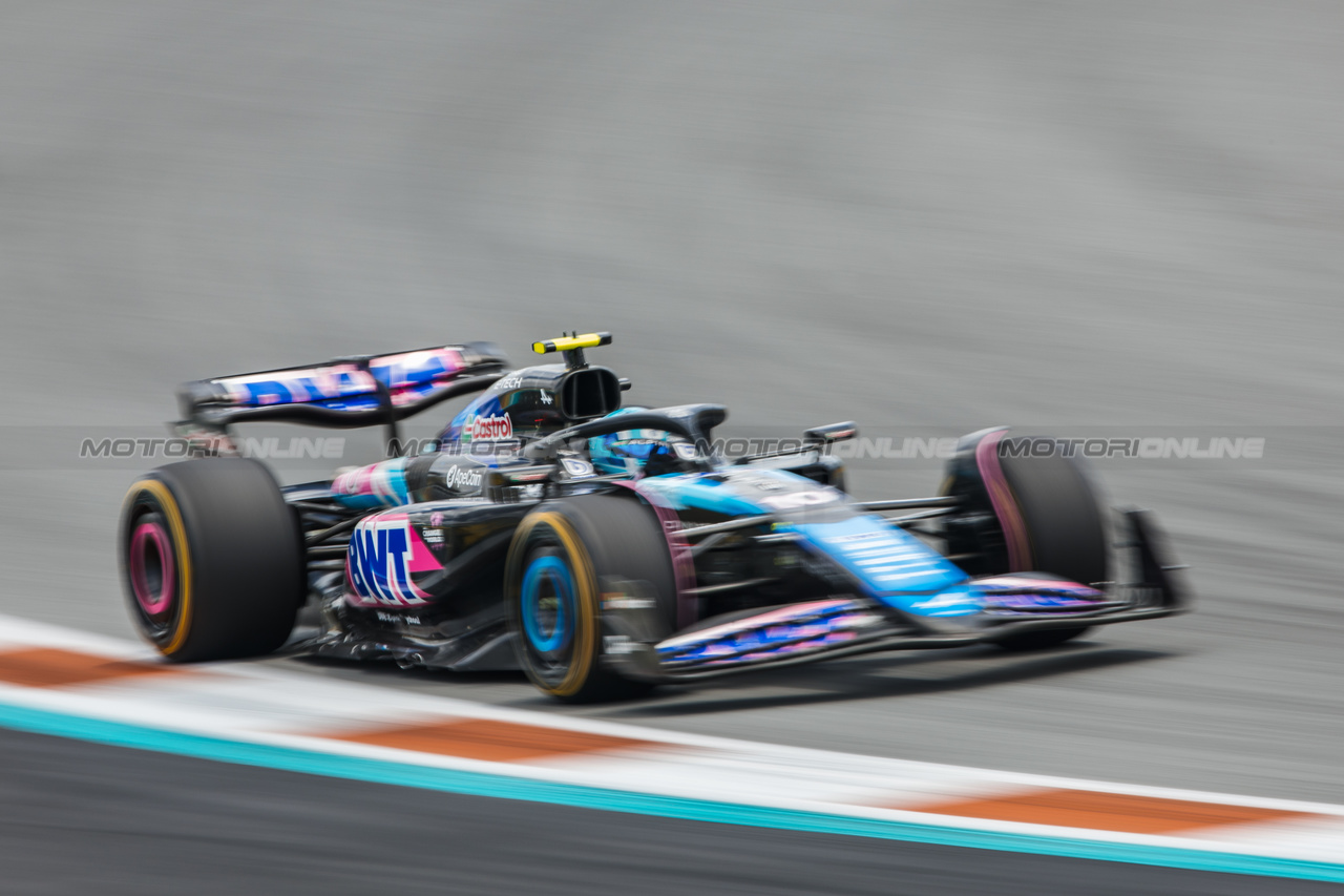 GP MIAMI, Pierre Gasly (FRA) Alpine F1 Team A524.

04.05.2024. Formula 1 World Championship, Rd 6, Miami Grand Prix, Miami, Florida, USA, Sprint e Qualifiche Day.

- www.xpbimages.com, EMail: requests@xpbimages.com © Copyright: Bearne / XPB Images