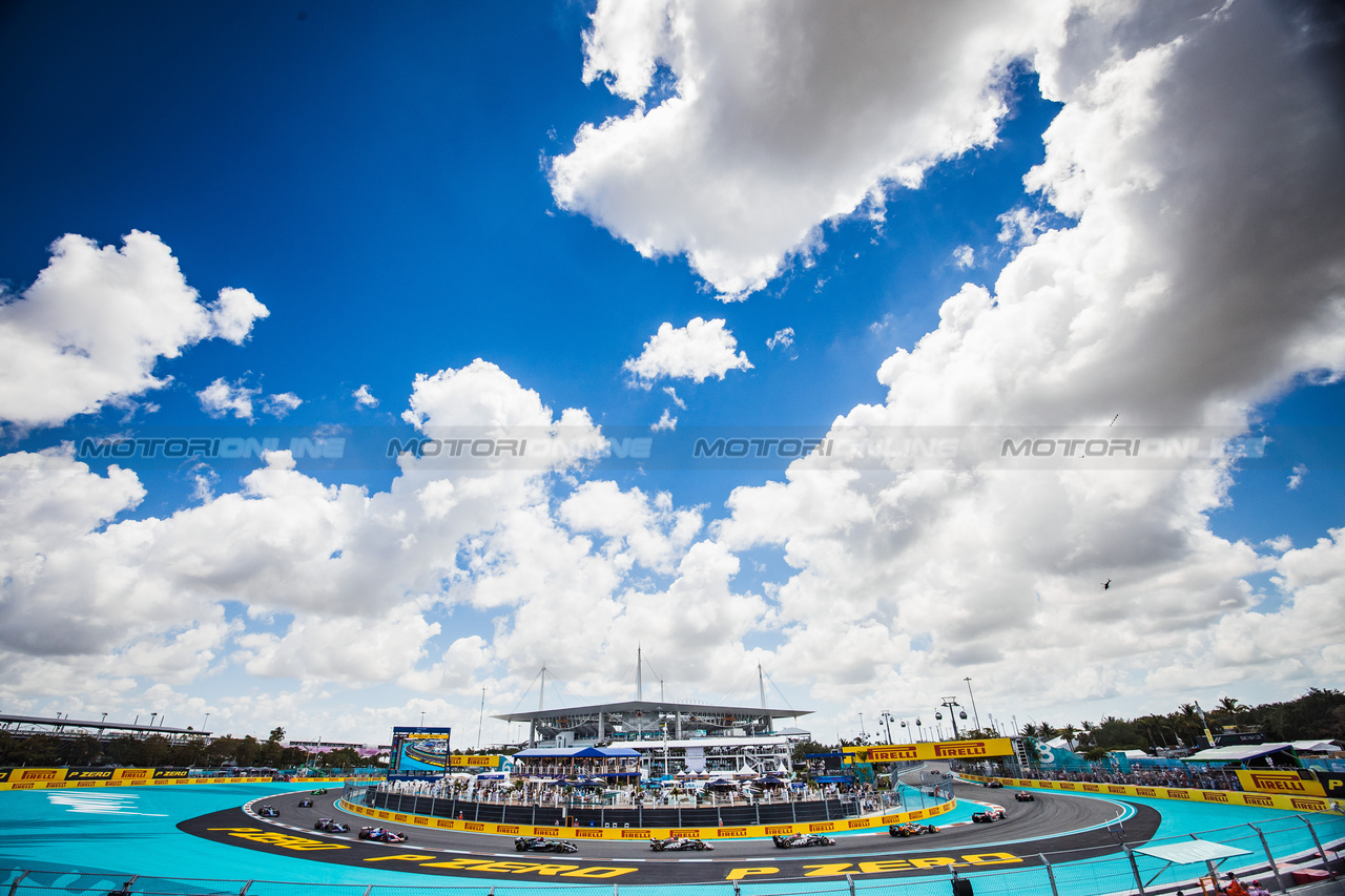 GP MIAMI, Kevin Magnussen (DEN) Haas VF-24.

04.05.2024. Formula 1 World Championship, Rd 6, Miami Grand Prix, Miami, Florida, USA, Sprint e Qualifiche Day.

- www.xpbimages.com, EMail: requests@xpbimages.com © Copyright: Bearne / XPB Images