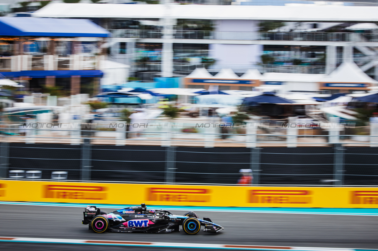 GP MIAMI, Esteban Ocon (FRA) Alpine F1 Team A524.

04.05.2024. Formula 1 World Championship, Rd 6, Miami Grand Prix, Miami, Florida, USA, Sprint e Qualifiche Day.

- www.xpbimages.com, EMail: requests@xpbimages.com © Copyright: Bearne / XPB Images