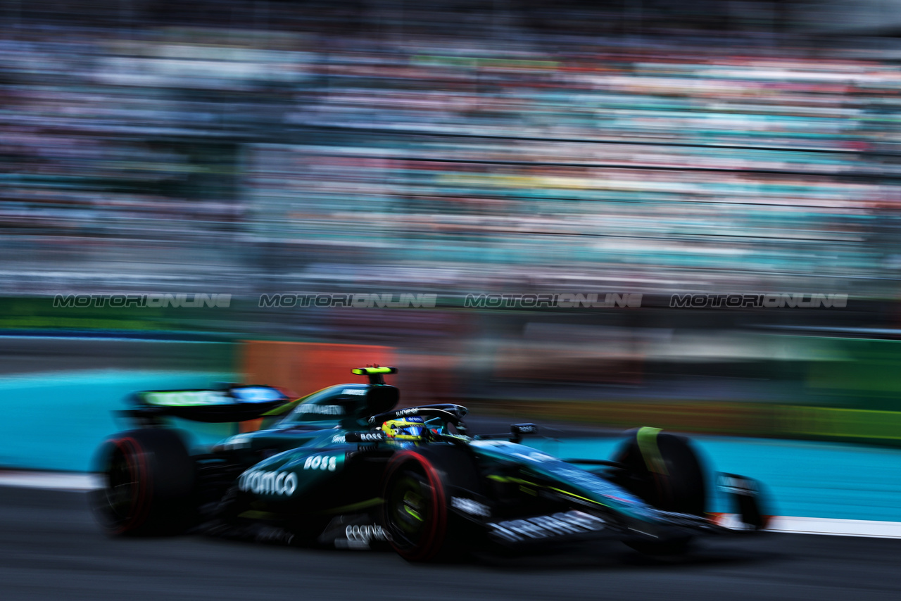 GP MIAMI, Lewis Hamilton (GBR) Mercedes AMG F1 W15.

04.05.2024. Formula 1 World Championship, Rd 6, Miami Grand Prix, Miami, Florida, USA, Sprint e Qualifiche Day.

- www.xpbimages.com, EMail: requests@xpbimages.com © Copyright: Moy / XPB Images