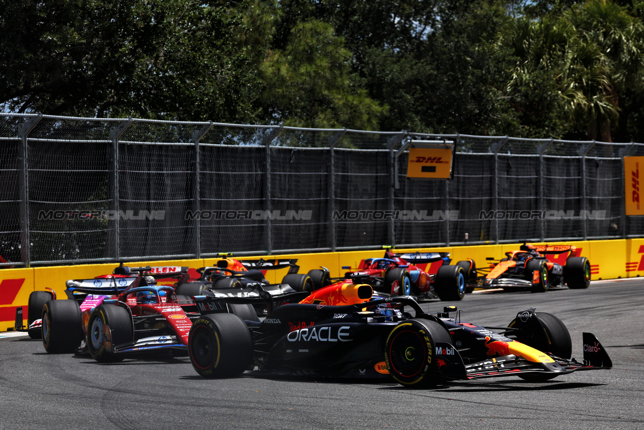 GP MIAMI, Max Verstappen (NLD) Red Bull Racing RB20.

04.05.2024. Formula 1 World Championship, Rd 6, Miami Grand Prix, Miami, Florida, USA, Sprint e Qualifiche Day.

 - www.xpbimages.com, EMail: requests@xpbimages.com © Copyright: Coates / XPB Images